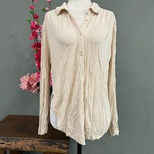 *SMALL Kimchi Blue Cream Button Down Long Sleeve with embroidered detail